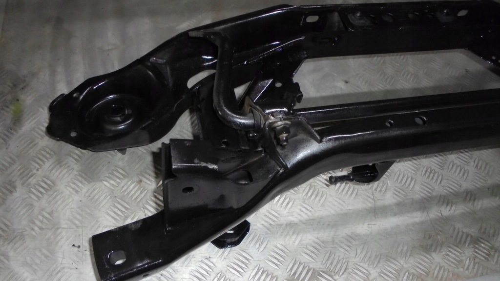 фото №5, Подрамник задняя volvo v40 ii d2 1.6d 2014