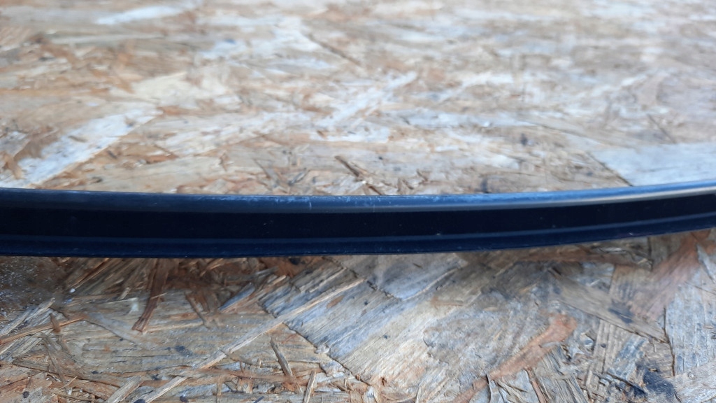 фото №10, Прокладка молдинг хром двері правий перед 30784291 volvo s80 v70 xc70 08-15r