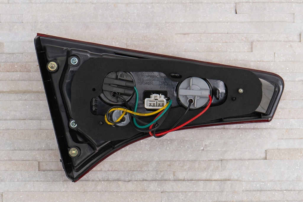 фото №9, Лампа задняя правая 924042t000 kia optima tf 10-13