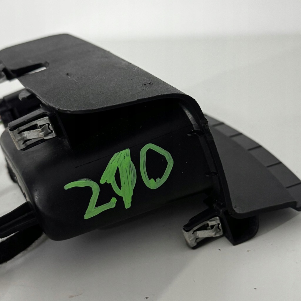 Роз'єм прикурювача вхід з'єднувач usb peugeot 208 1131227x Зі Шроту