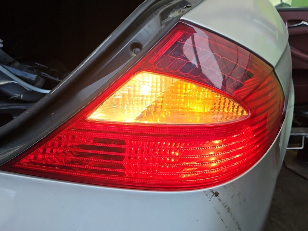 фото №1, Лампа задняя задняя правая mercedes cls c219 sedan 04-08
