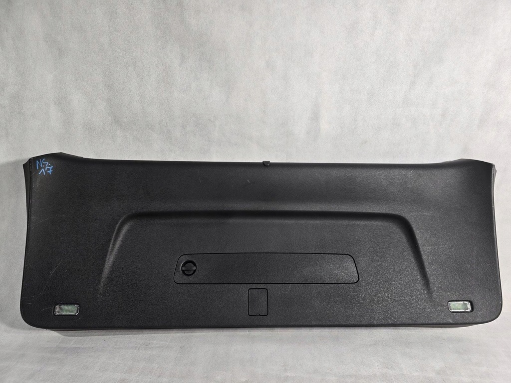 фото №1, Audi q7 4m защита обивка крышки багажника шторка 4m0867973f