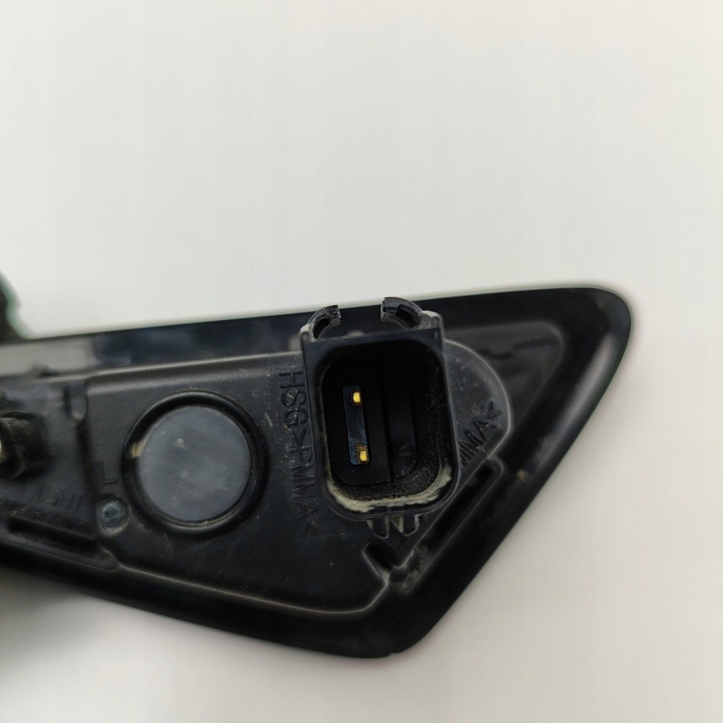 Tesla model y 2022 левая сторона камера на крыле боковой с Разборки