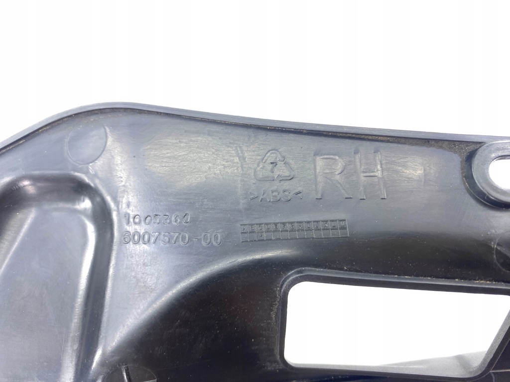 фото №8, Молдинг крышки багажника правая датчик доводчик tesla s eu org