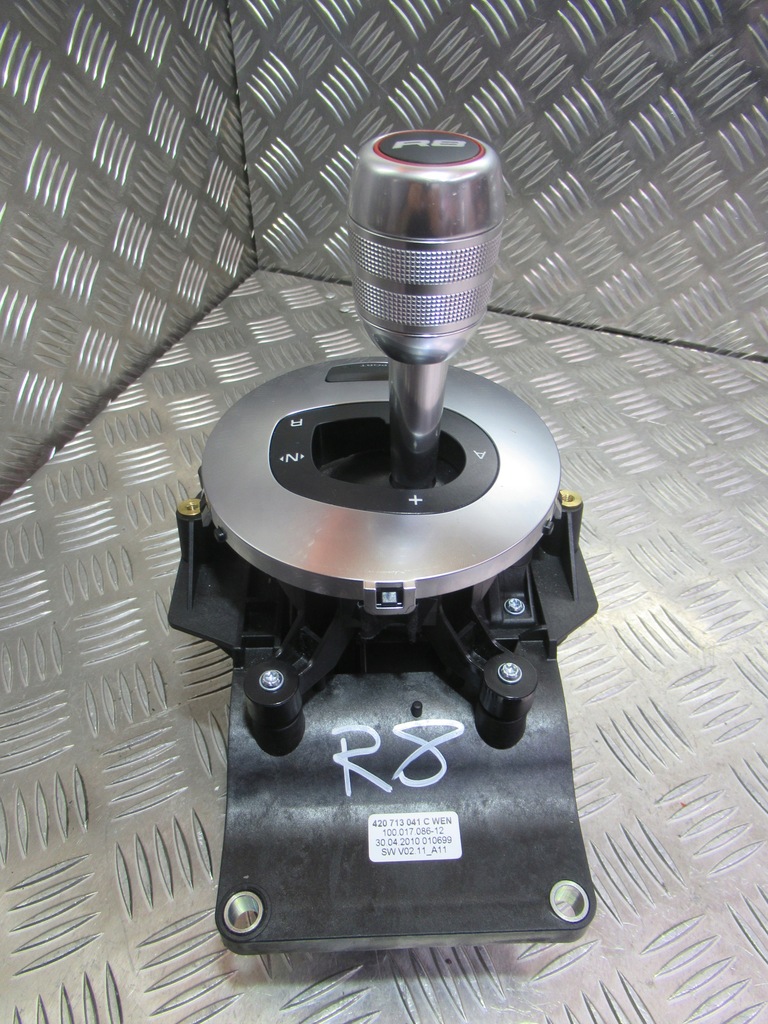 фото №6, Audi r8 420 5.2 выборщик домкрат передач 420713041c