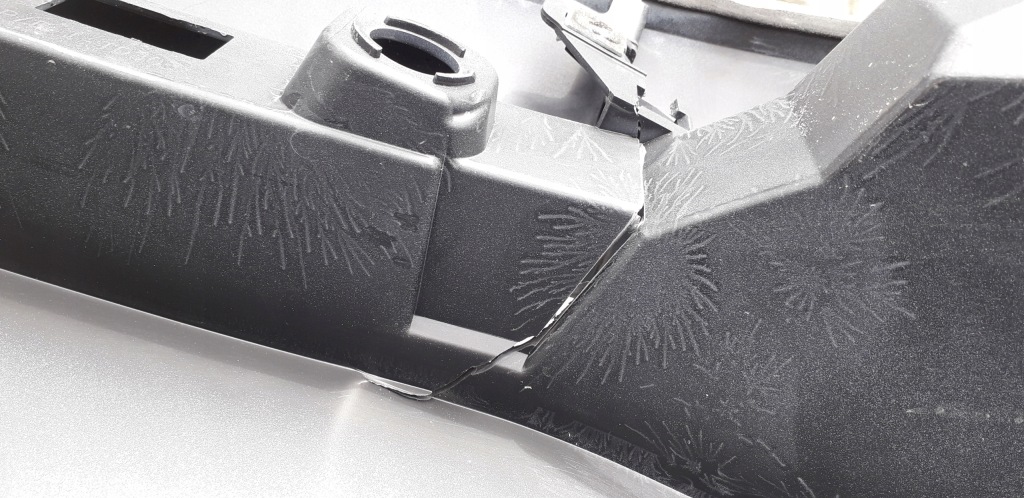 Купити Накладка кришки задній renault megane v e-tech 901528393r