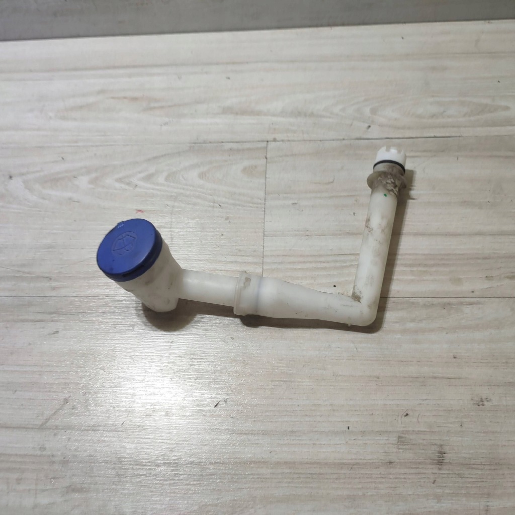 фото №1, Трубка заливної розпилювача peugeot rifter 9816645880