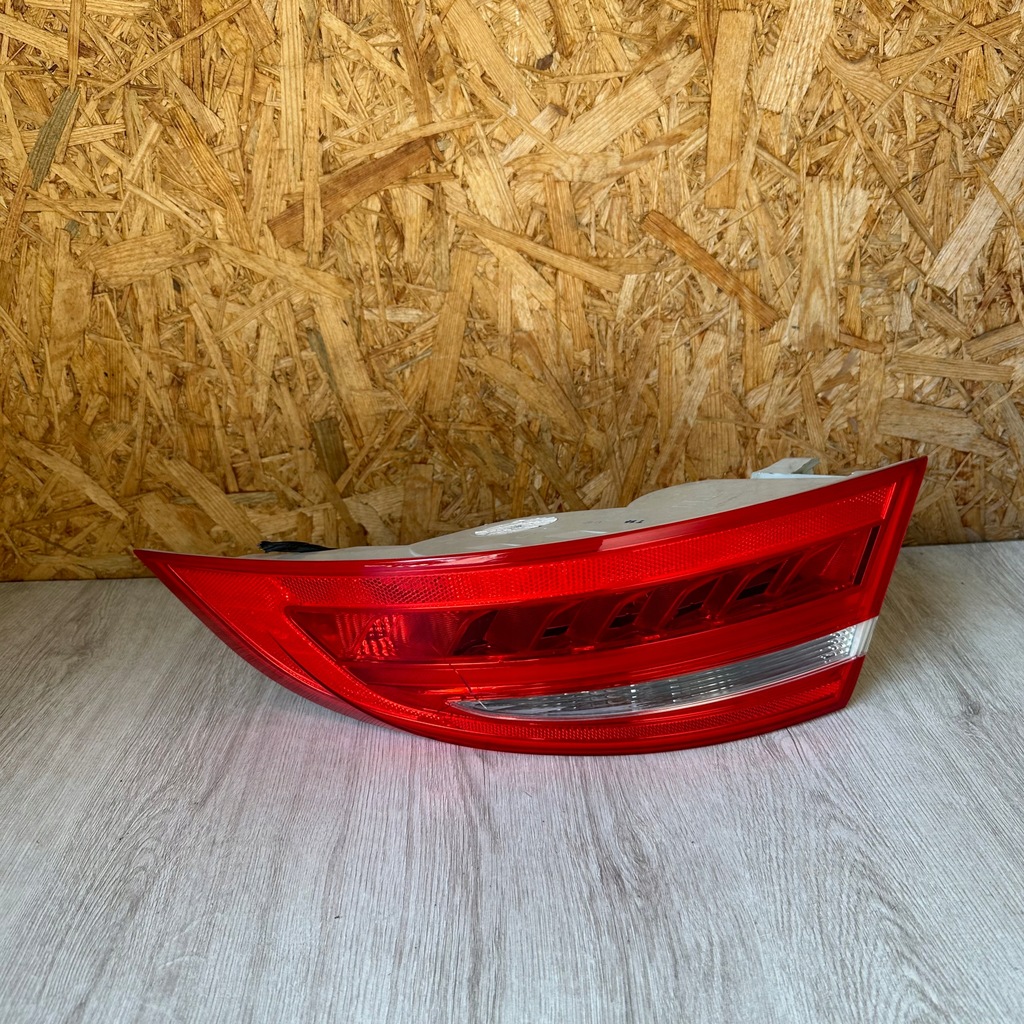 фото №1, Лампа задня права jaguar xe 2015 rok