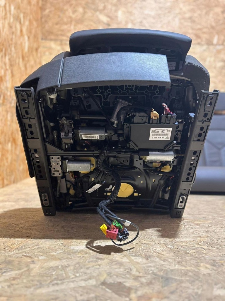 фото №12, Porsche macan lift середина салон сидіння заднє сидіння обшивки шкіра