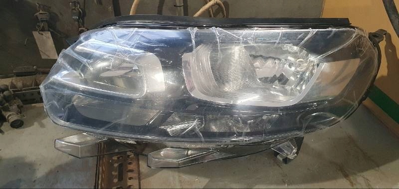 фото №1, Jumpy vivaro expert 21- фара левый 9808567780