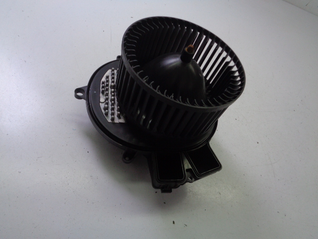 Повітродувка обдув mercedes gle w166 3.0 v6 cdi 2017 рік Ціна