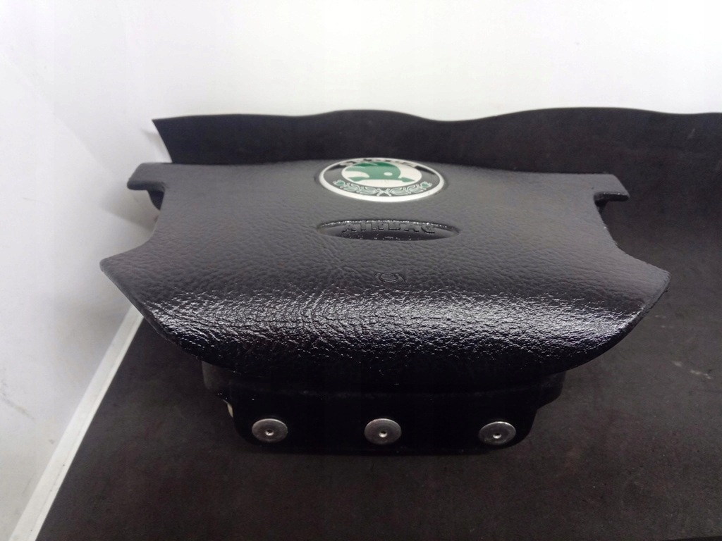 фото №6, Подушка подушка безопасности водителя skoda superb 1u0880201d