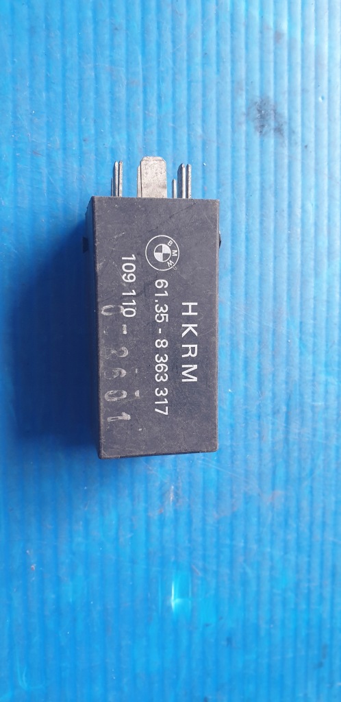 фото №1, Bmw e34 реле кришки багажника 8363317