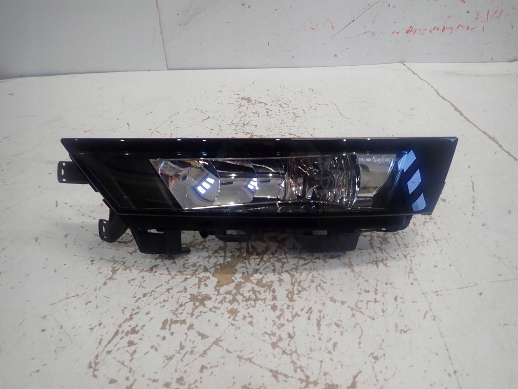 фото №1, Противотуманная фара левый skoda rapid lift 2017- 5ja941699d