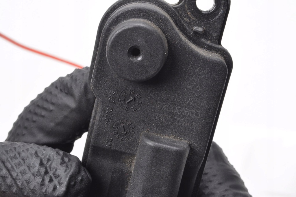 Maserati quattroporte vi механізм відкривання кришка заливної 670001603 Зі Шроту