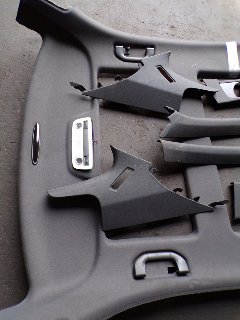 фото №8, Стеля czarna amg mercedes w204 sedan панорама