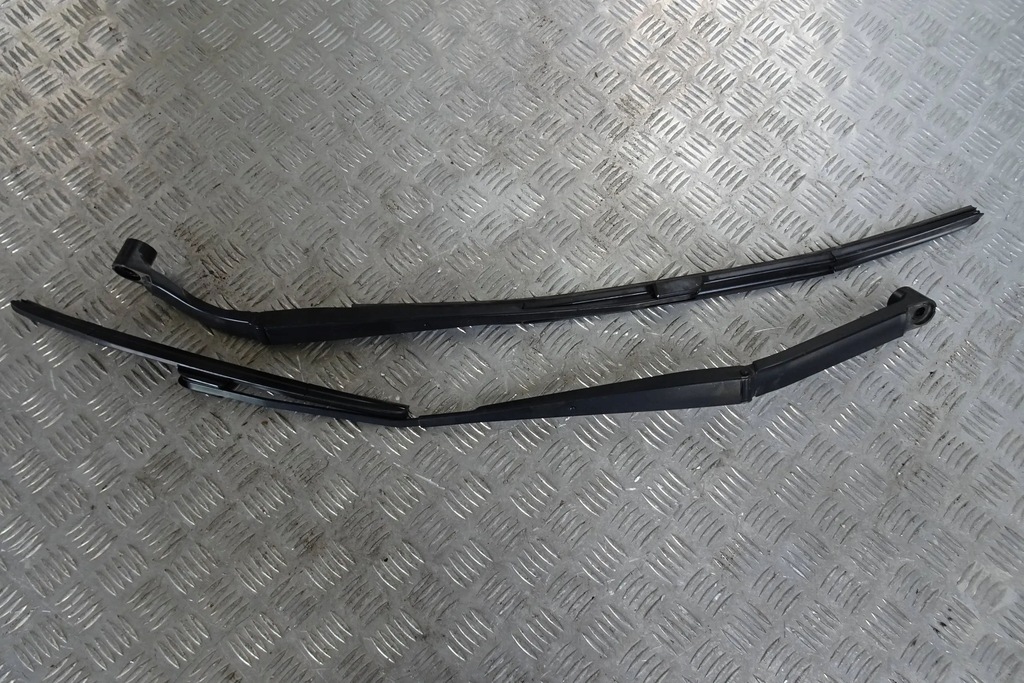 фото №1, Nissan leaf ii важіль двірники перед europa kpl