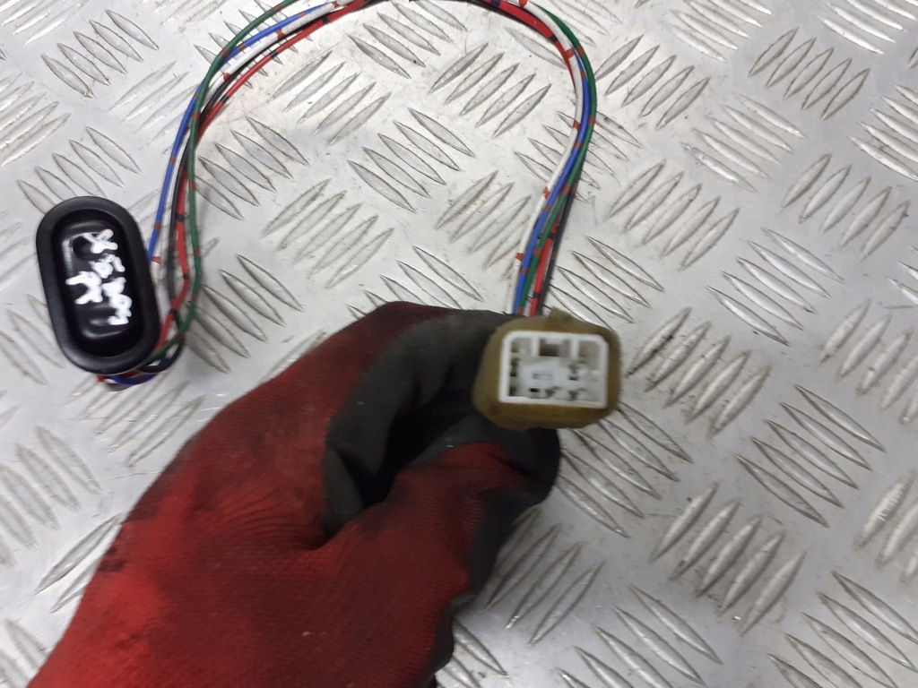 фото №2, Перемикач скло правий задня mazda xedos 6