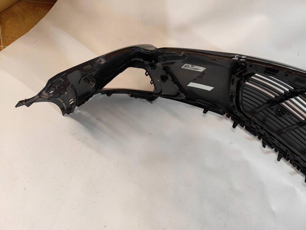 Audi e-tron 4ke s-line - бампер перед решітка радіатора ok polecam Недорого