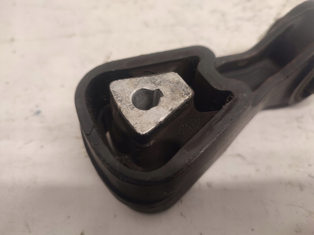 фото №5, Citroen c5 iii кронштейн кронштейн двигателя 2.0 140