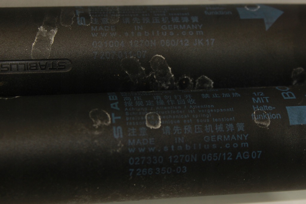 фото №9, Bmw оригинальный номер 7210557 привод крышки стекло