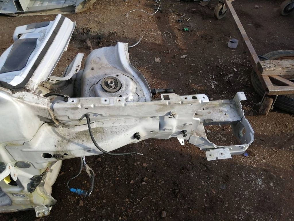 фото №1, Четверть передняя правая citroen c4 cactus