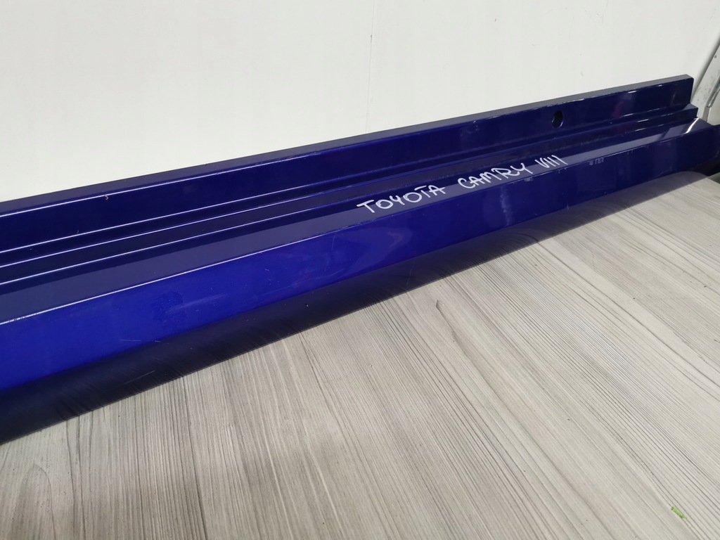 фото №4, Молдинг поріг права toyota camry viii