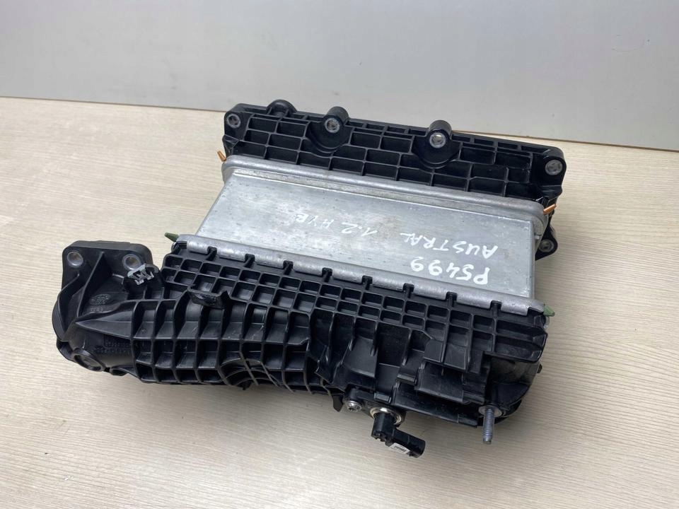 Колектор впускний / труба всмоктувальна renault austral 2024 140016552r Ціна