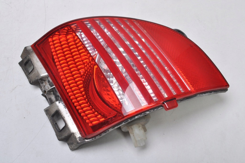 фото №1, Peugeot 2008 лампа противотуманная левый задняя anglik