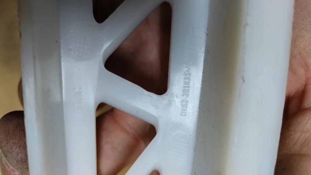 фото №8, Напрямна кронштейн бампера задня range sport комплект