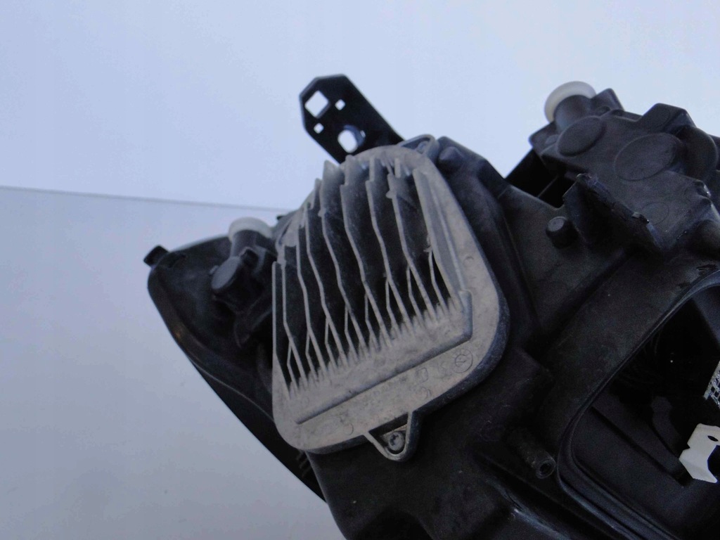 фото №10, Mercedes a klasa w176 176 лампа левая led high perf