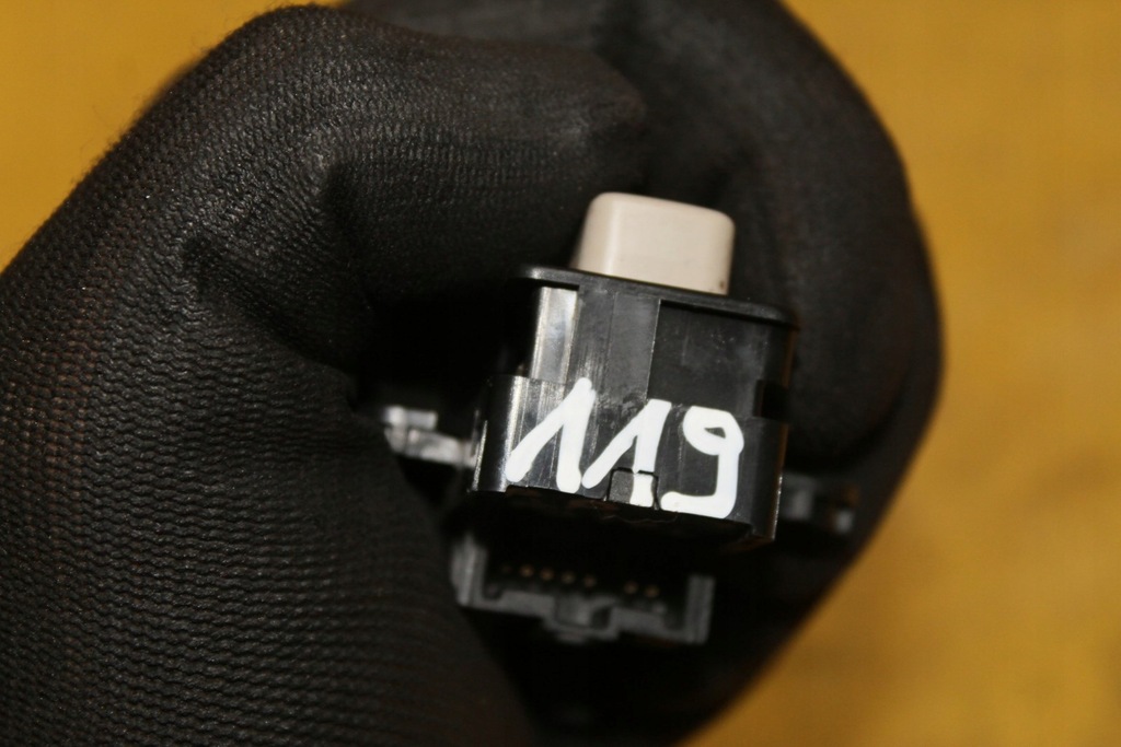 фото №7, Перемикач пам'яті сидіння legacy iv