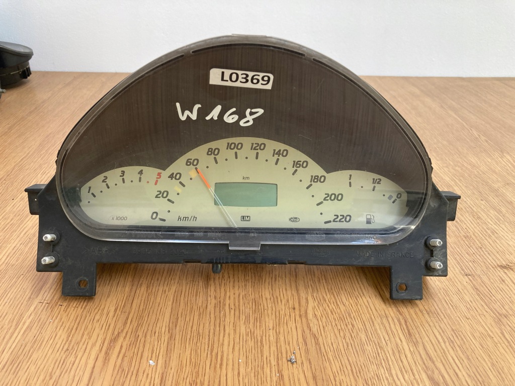 Купить Mercedes w168 счетчик приборы a1685404311