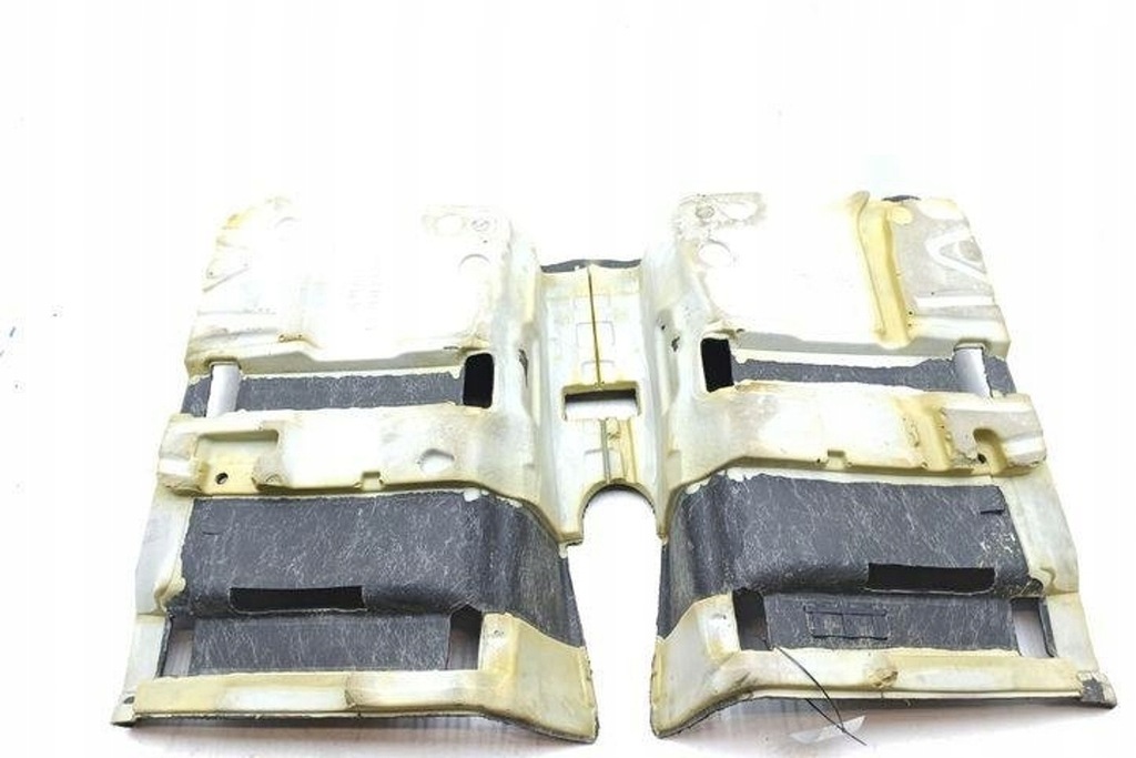 фото №6, Коврик салона mercedes-benz c w204 204680041 2.2l дизель 125kw 2008