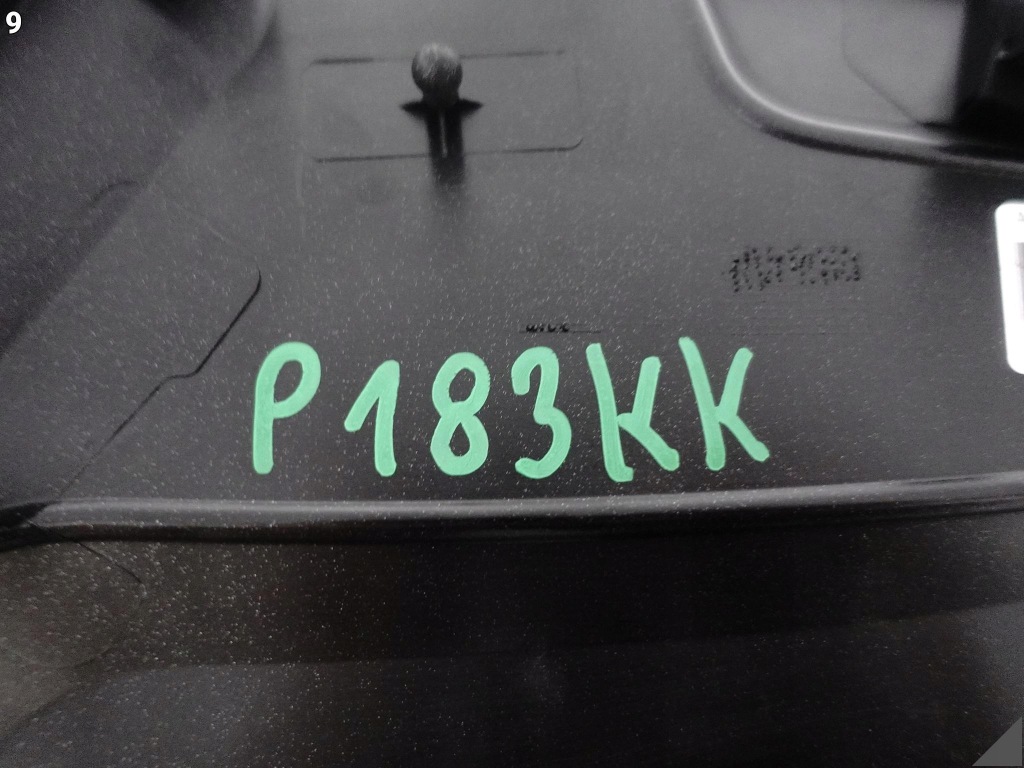 фото №10, Porsche 911 992 19- накладка захист відсік двигуна ліва задня 992864249b