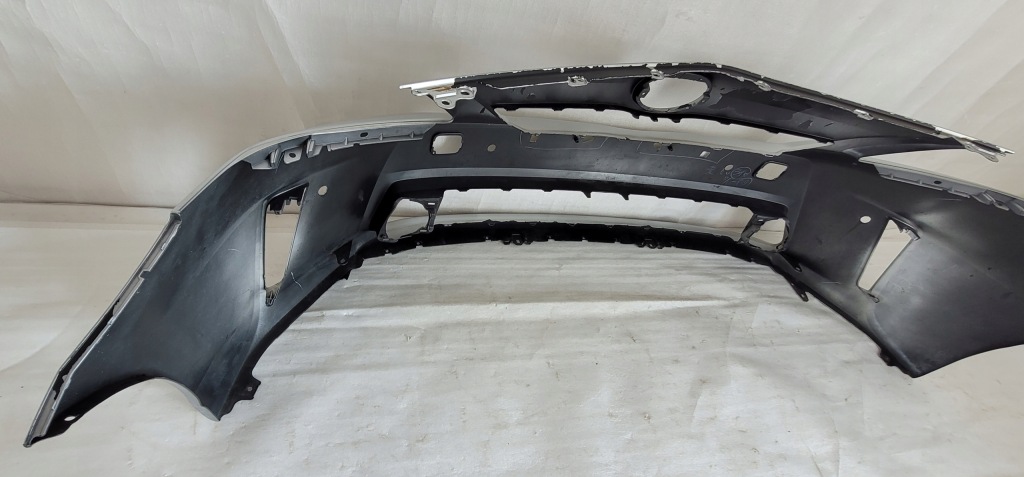 Бампер перед передній toyota prius + plus 2012- 52119-47440 / 52119-47240 Оригінал