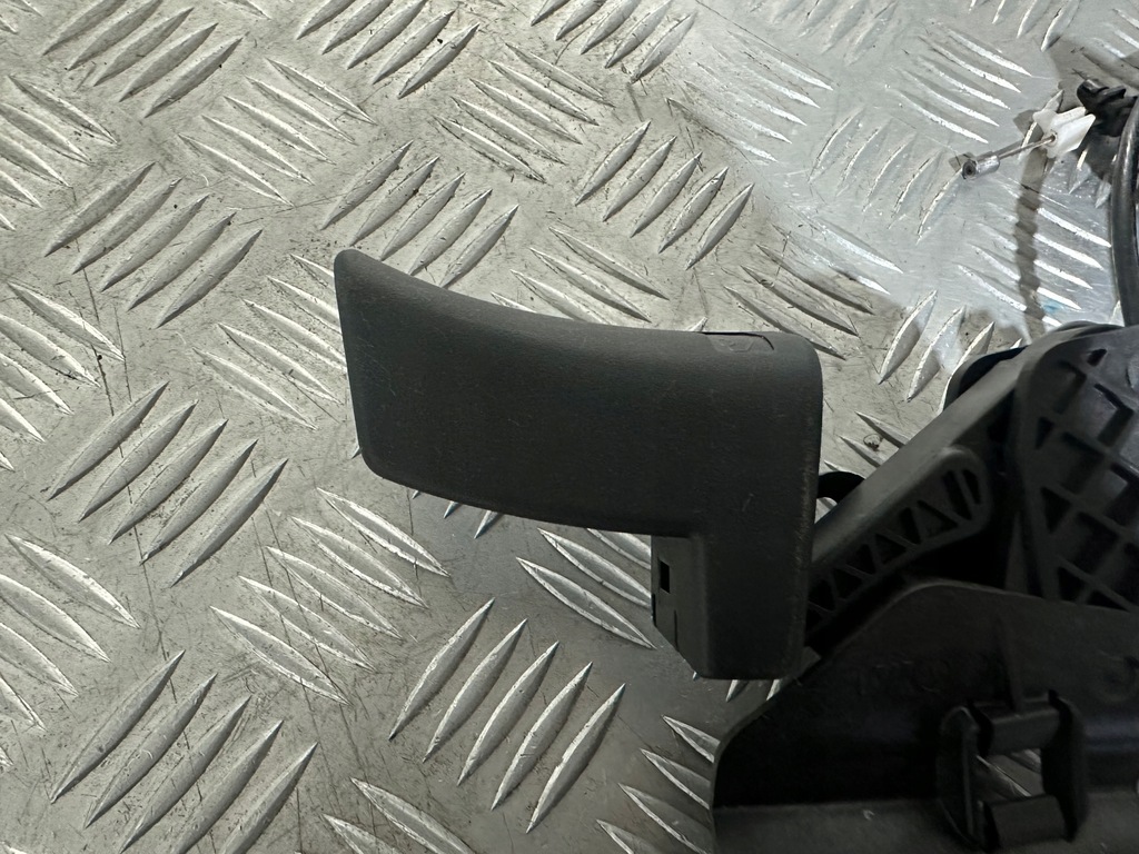 фото №2, Opel astra l трос ручка капот тяга europa