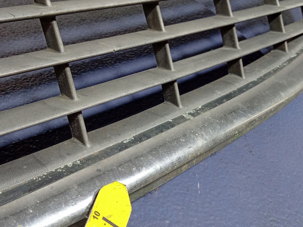 фото №4, Chrysler voyager iv caravan решётка радиатора решётка радиатора 4857522aa