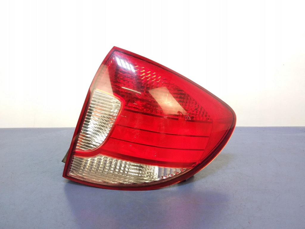 фото №1, Kia rio kombi i lift лампа задняя правая 92402-fd0