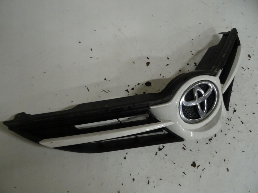 фото №1, Решітка радіатора решітка радіатора toyota auris ii 53114-02260
