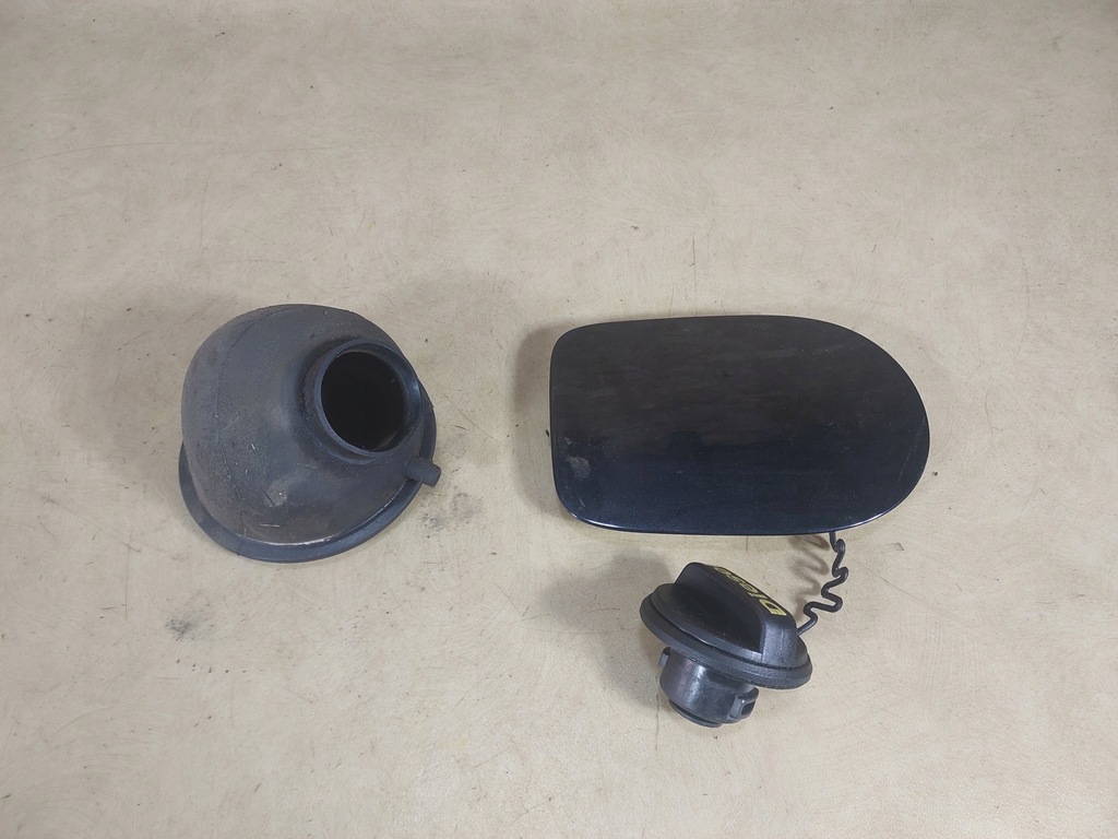 фото №1, Volvo c30 крышка заливной lak.452-46