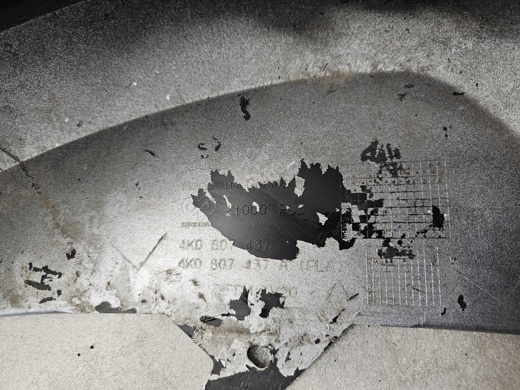 Audi a6 c7 бампер передний перед pod омыватель 4k0807437 Киев