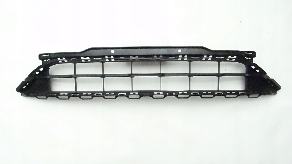 фото №1, Vw t-roc r line lift решётка нижняя средняя бампера перед 2ga853677f nowa