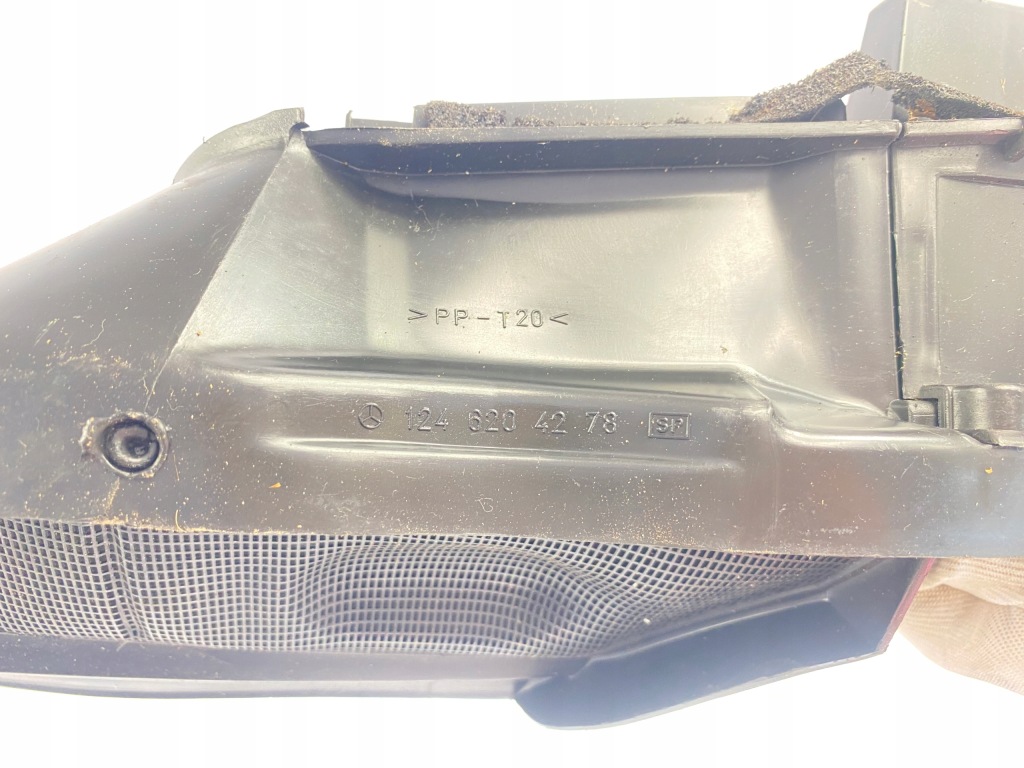 Жабо повний mercedes w124 1993-1996 e-klasa 1246204278 1246283307 в Україні