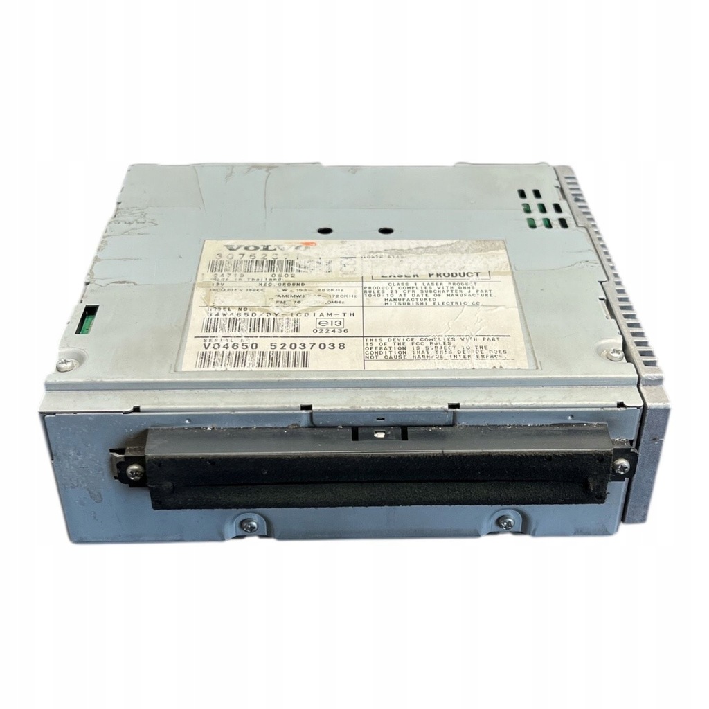 фото №1, Volvo s40 2005 панель / радиопроигрыватель cd/dvd/gps