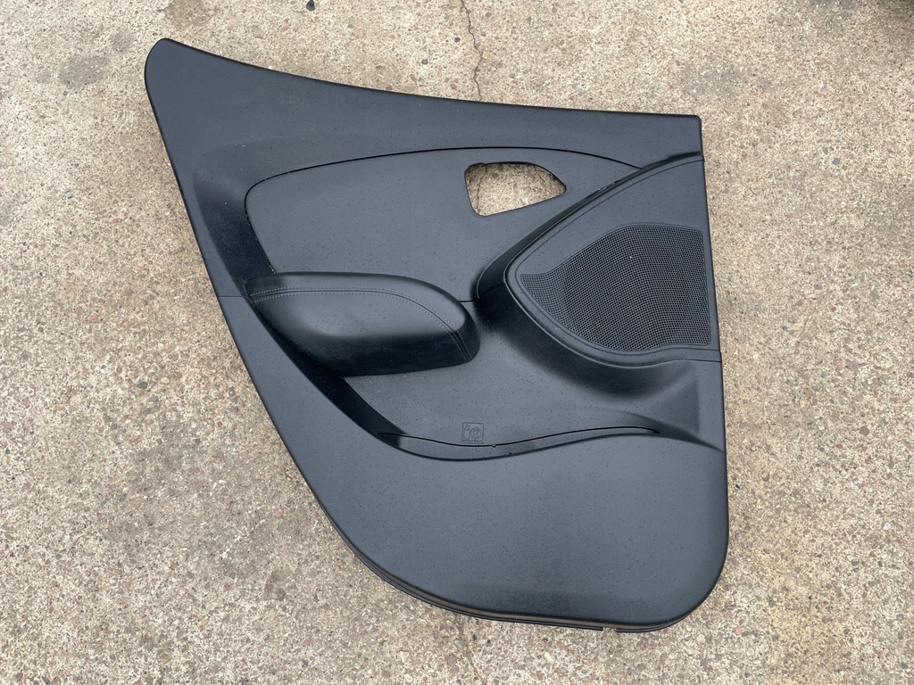 фото №1, Hyundai ix35 обшивка дверь задний левый