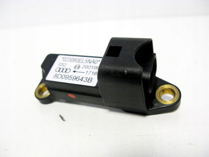 фото №1, Датчик ударів audi a4/s4 8d0959643b