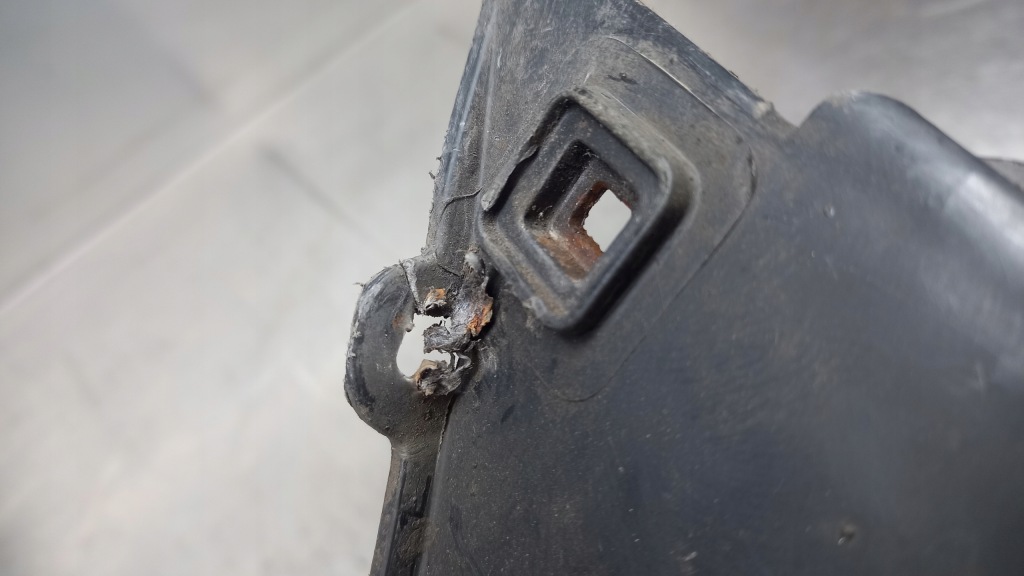 Направляющая левый перед volvo s60 02r 2.4d5 09190303 Недорого