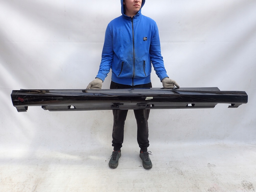 фото №1, Mercedes ml w166 amg 11- поріг правий молдинг поріг