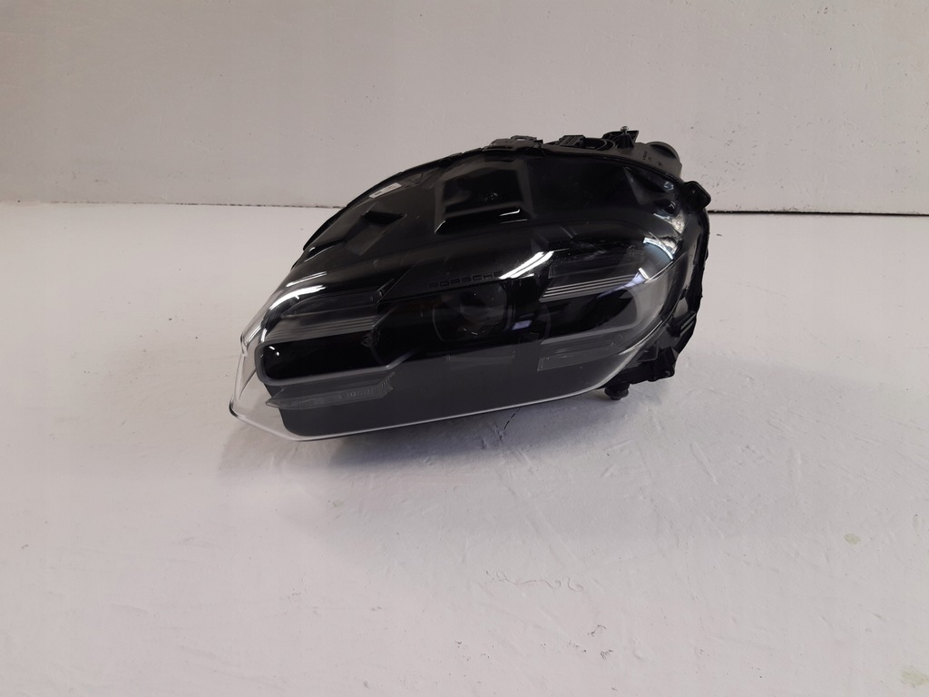 фото №1, Porsche taycan 9ja лампа ліва full led лівий